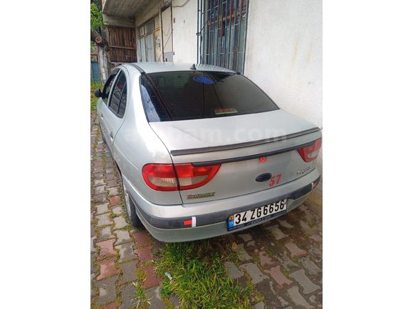 Sahibinden Renault Megane 1.6 RTA 2000 Model