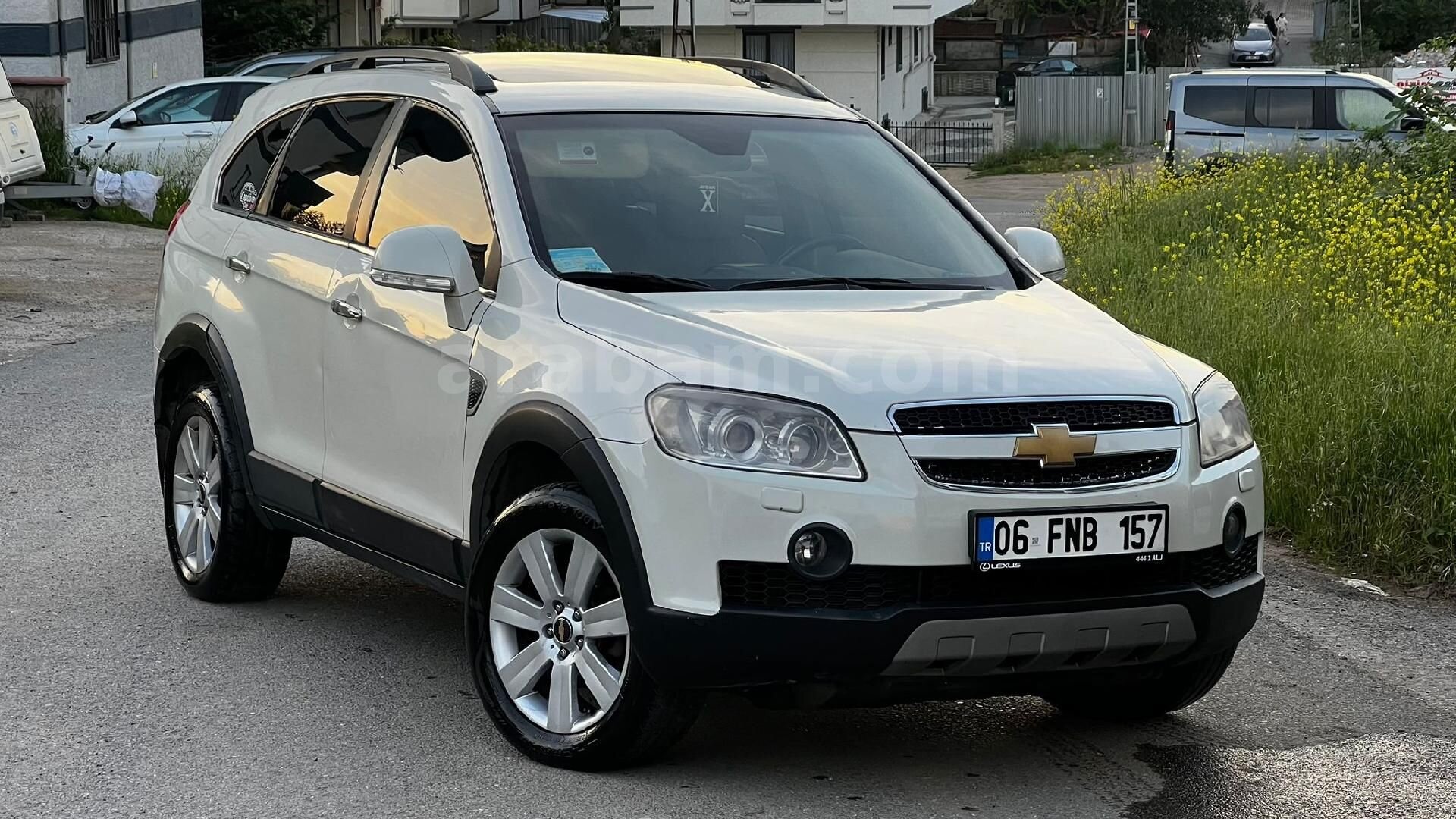 Sahibinden Chevrolet Captiva 2.0 D LT High 2011 Model Beyaz renk.Takas olur muayenesi yeni yapıldı 1