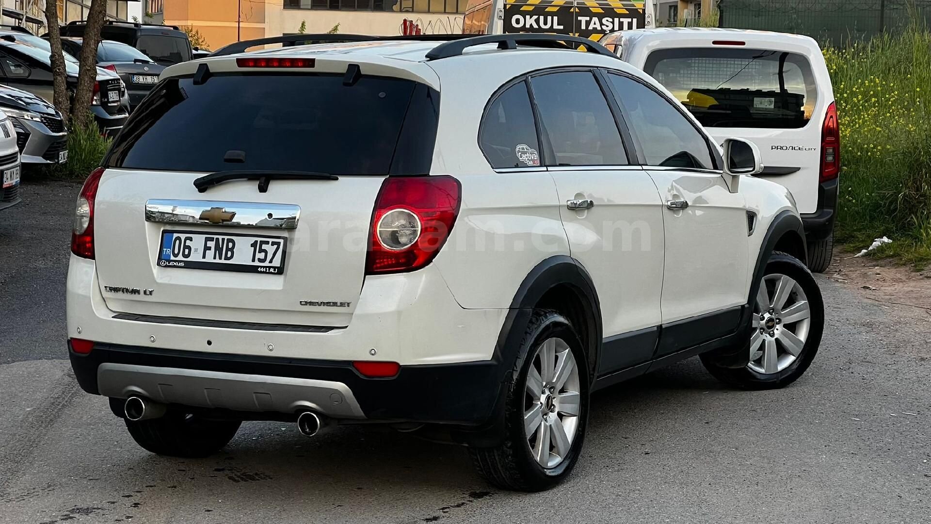Sahibinden Chevrolet Captiva 2.0 D LT High 2011 Model Beyaz renk.Takas olur muayenesi yeni yapıldı 4