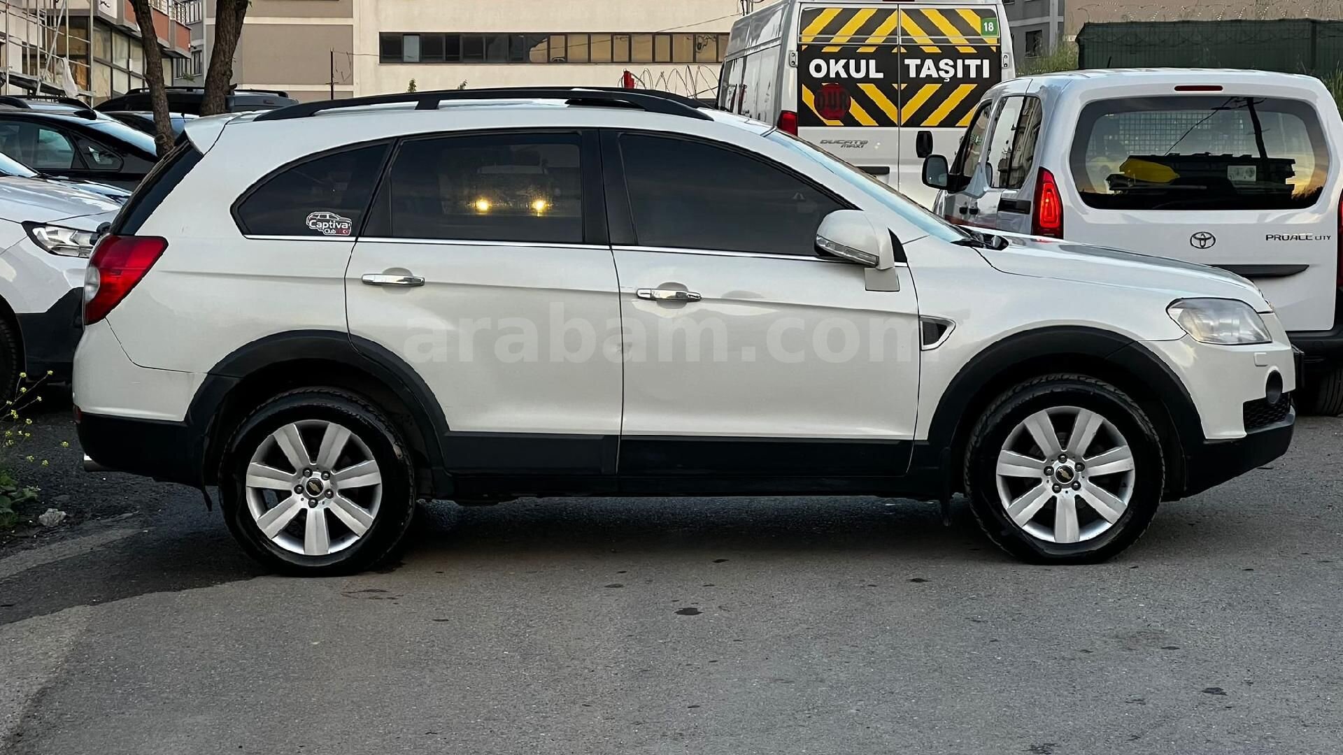 Sahibinden Chevrolet Captiva 2.0 D LT High 2011 Model Beyaz renk.Takas olur muayenesi yeni yapıldı 3