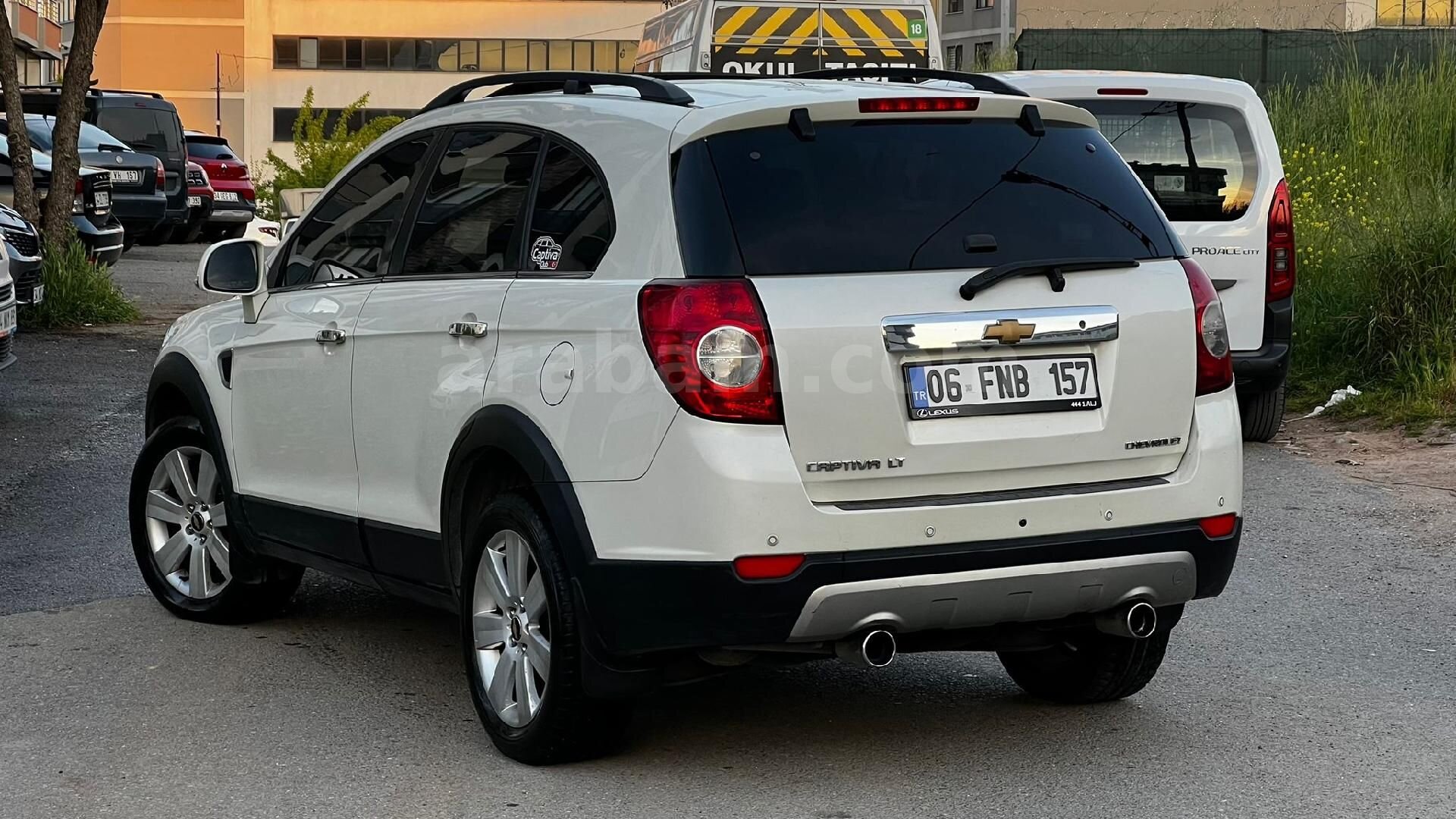 Sahibinden Chevrolet Captiva 2.0 D LT High 2011 Model Beyaz renk.Takas olur muayenesi yeni yapıldı 6