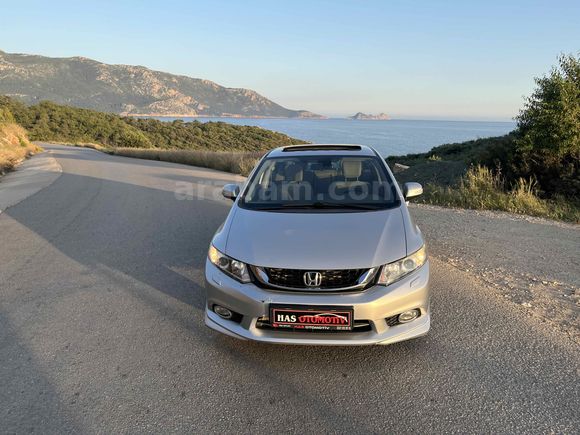 Galeriden Honda Civic 1.6i VTEC Eco Elegance 2015 Model  190.150 km Gri (Gümüş)
