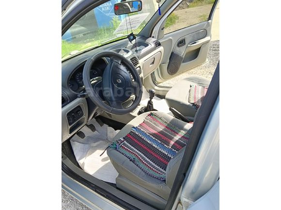 Sahibinden Renault Clio 1.4 Authentique 2004 Model