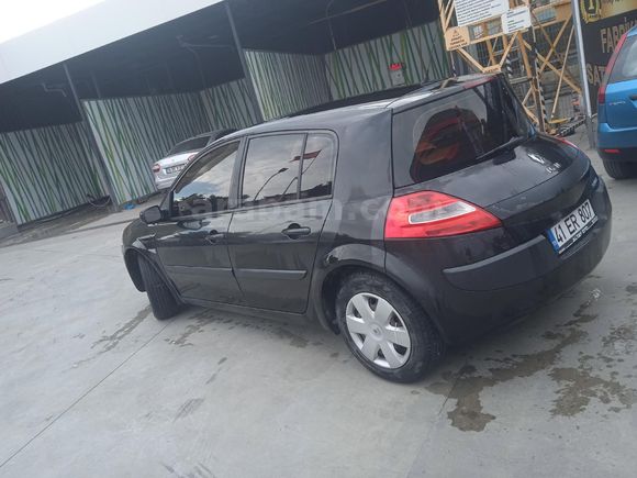 Sahibinden Renault Megane 1.4 Authentique 2007 Model