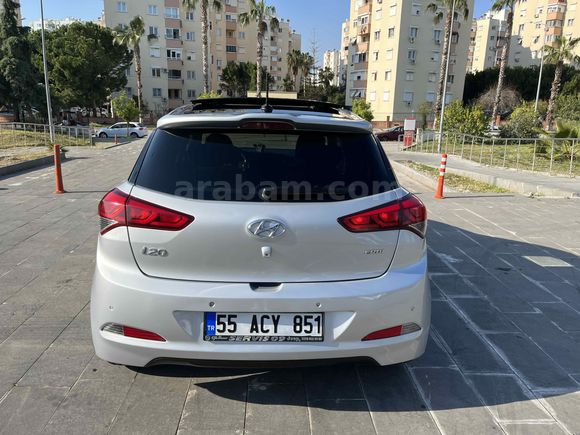 Sahibinden Hyundai i20 1.4 CRDi Elite Smart 2017 Model 