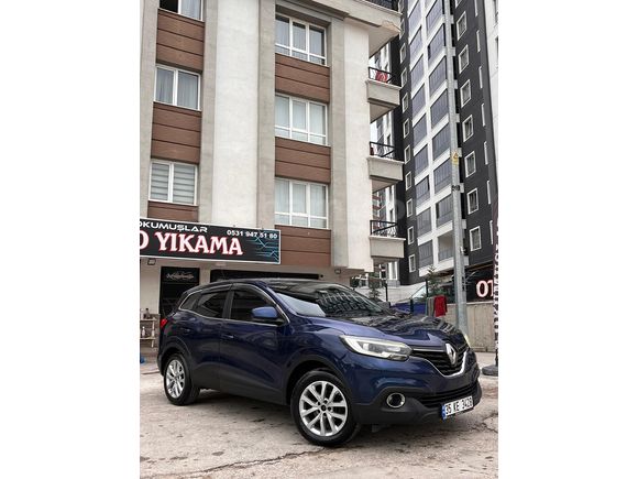 Sahibinden Renault Kadjar 1.2 TCe Touch 2015 Model ACİİİL!!