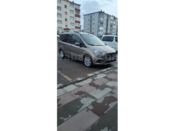 Sahibinden Ford Tourneo Courier 1.5 TDCi Titanium Plus 2019 Model