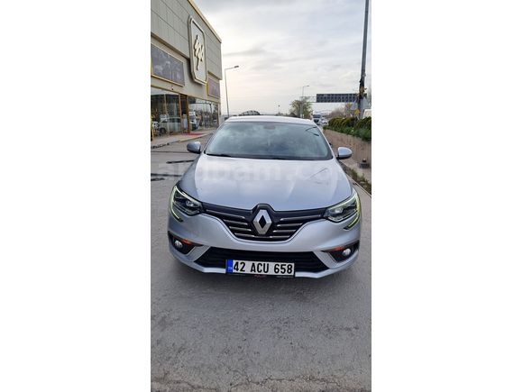 Sahibinden Renault Megane 1.5 dCi icon kazasız temizlik boyaliIcon 2019 Model 