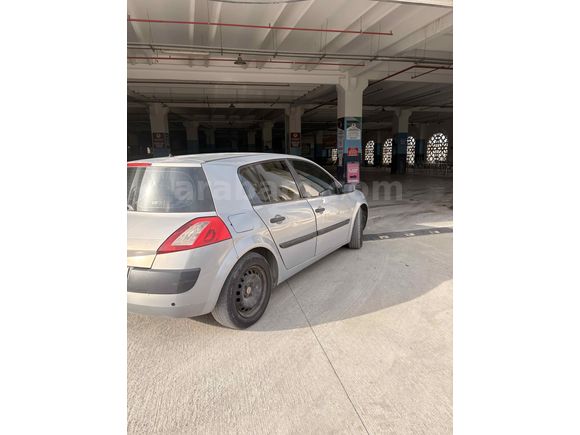 Sahibinden Renault Megane 1.4 Authentique 2004 Model 