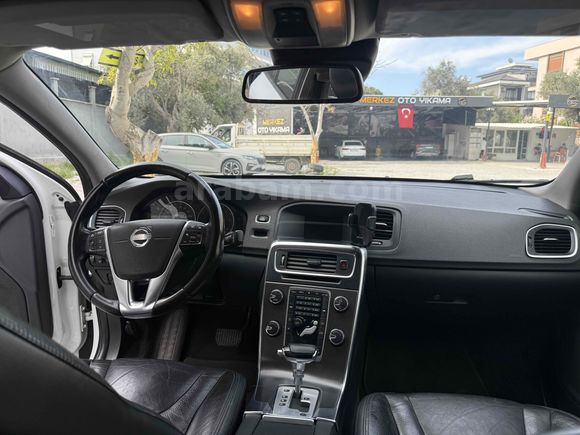Sahibinden Volvo S60 1.6 D Premium 2012 Model 