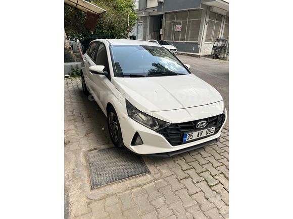 Sahibinden Hyundai i20 1.4 MPI Style 2021 - Otomatik Vites