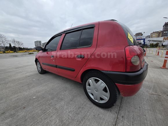 Sahibinden Renault Clio 1.4 RTA 2000 Model