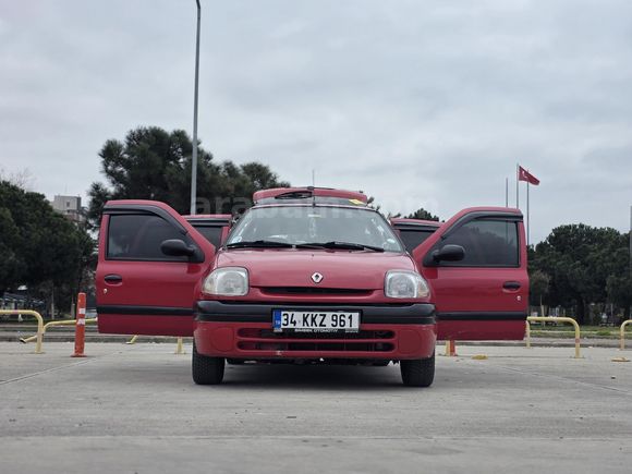 Sahibinden Renault Clio 1.4 RTA 2000 Model