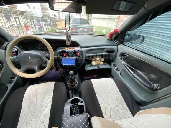 Sahibinden Renault Megane 2.0 RXT 1998 Model 