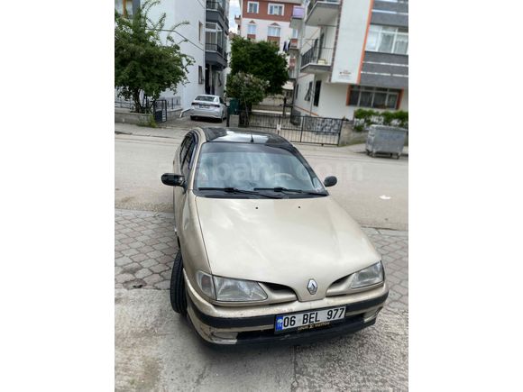 Sahibinden Renault Megane 2.0 RXT 1998 Model 