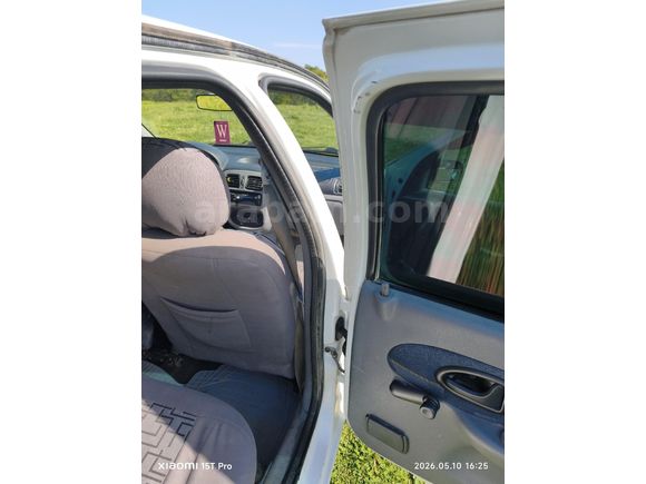 Sahibinden Renault Clio 1.4 Expression 2002 Model