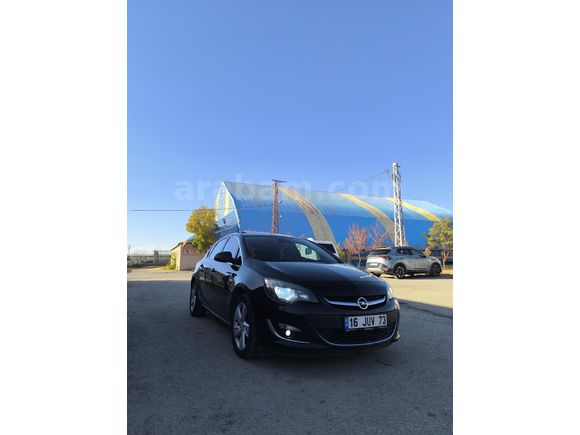 Sahibinden Opel Astra 1.4 T Sport 2013 Model  148.000 km Siyah