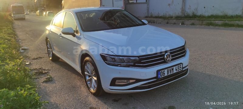 Sahibinden Volkswagen Passat 1.5 TSi Business 2020 Model İzmir 25.000 km Beyaz