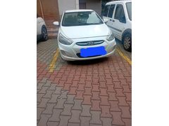 Sahibinden Hyundai Accent Blue 1.6 CRDI Biz 2015 Model  200.000 km Beyaz