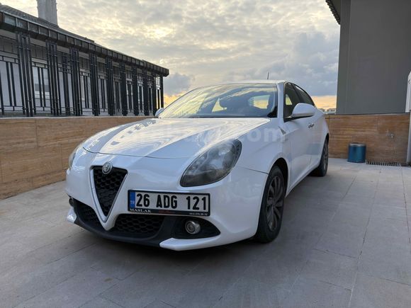 Sahibinden Alfa Romeo Giulietta 1.6 JTDM-2 Progression 2016 Model 