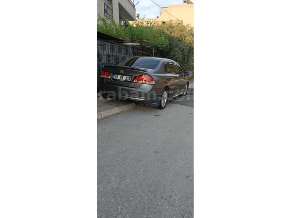 Sahibinden Honda Civic 1.6i VTEC Dream 2010 Model