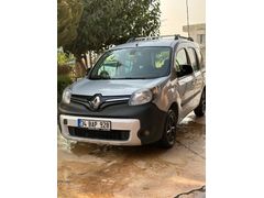 Sahibinden Renault Kangoo Multix 1.5 dCi Extreme 2017 Model  283.000 km Gri (Gümüş)