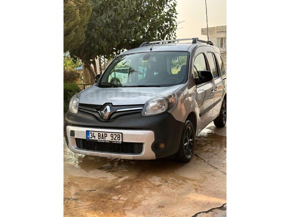 Sahibinden Renault Kangoo Multix 1.5 dCi Extreme 2017 Model  283.000 km Gri (Gümüş)