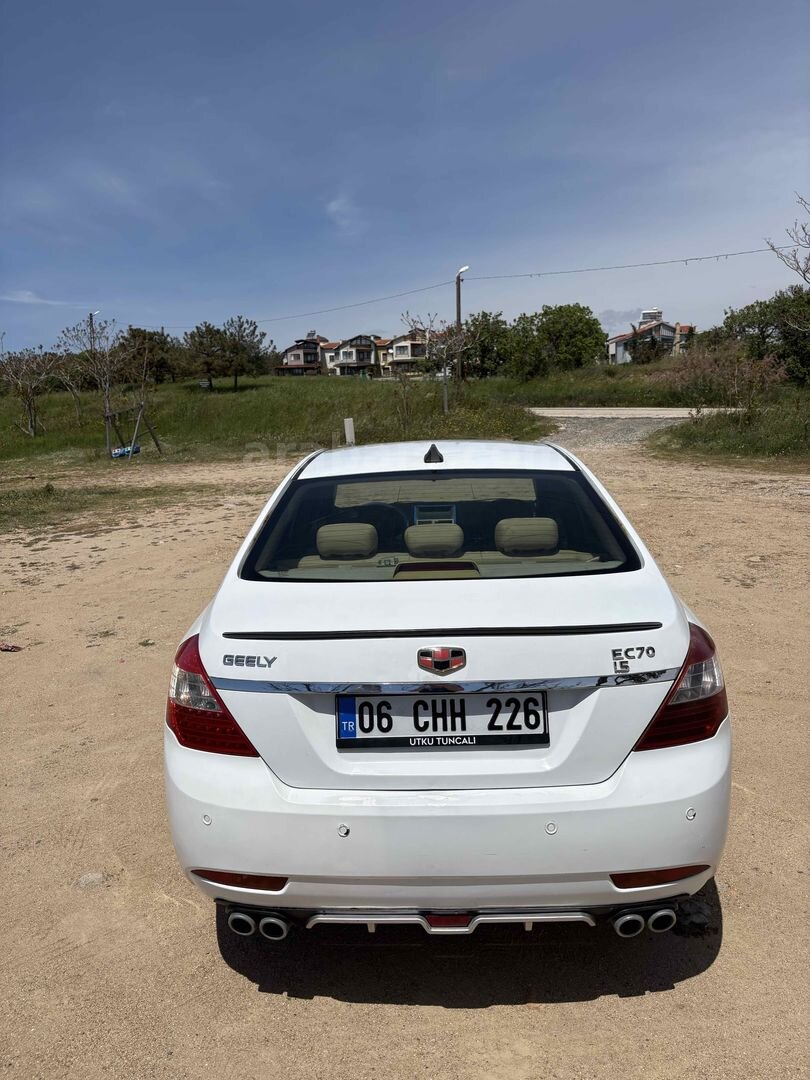 Sahibinden Geely Emgrand 1.5 GSL Premium 2010 Model İstanbul 134.752 km Beyaz 6