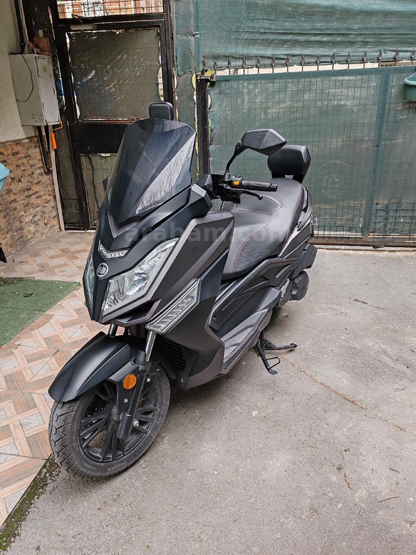 Sahibinden Yuki T9 Strom Maxi 125 2022 Model İstanbul 11.000 km