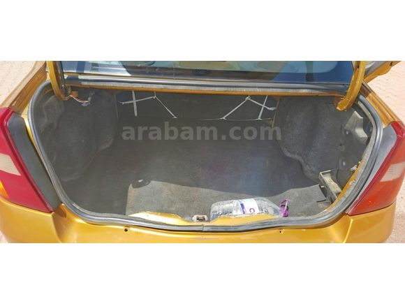 satılık Renault Clio 1.4 2001 Model Manisa