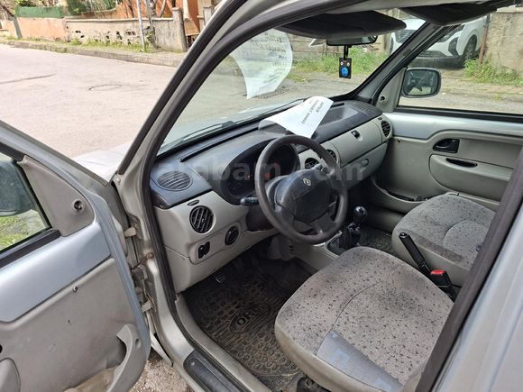 Sahibinden Renault Kangoo Multix 1.5 dCi Authentique 2005 Model