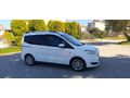 Soma'da Ford Tourneo Courier 1.6 TDCi Titanium Plus otomobil ruhsatlı Model Manisa