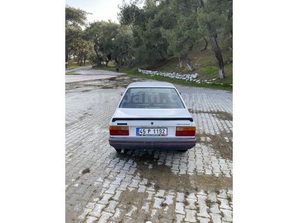 Sahibinden Renault R 9 1.4 Broadway 1988 Model 