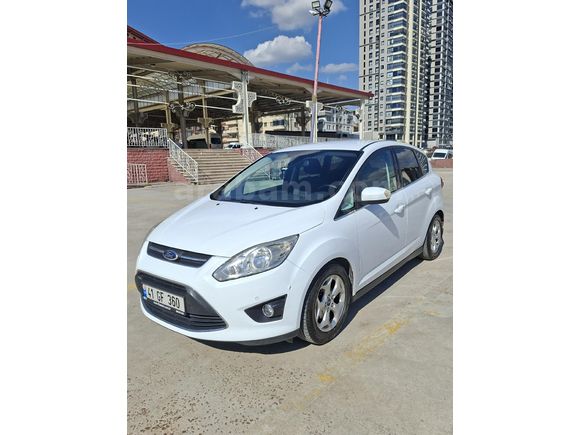 İlk sahibinden 2012 model Ford C-Max 1.6 Trend