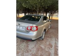 Sahibinden Volkswagen Jetta 1.4 TSi Comfortline 2009 Model  165.000 km Şampanya