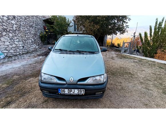 Sahibinden Renault Scenic 2.0 RXT 1998 Model  230.000 km Gri
