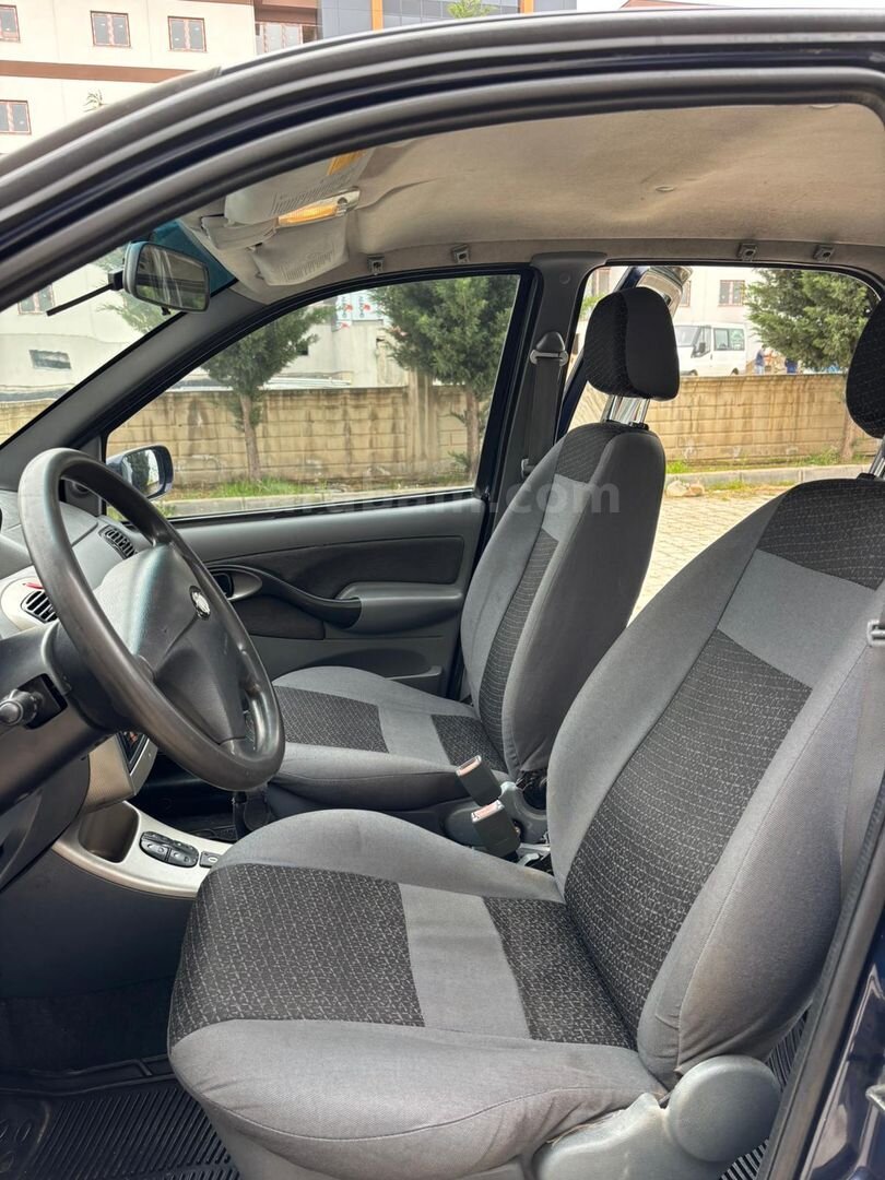 Sahibinden Tata Indigo 1.4 TDI Comfort 2006 Model Bursa 152.000 km Lacivert 6