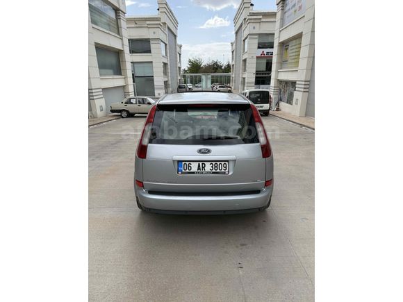 SAHİBİNDEN HATASIZ AİLE ARACI