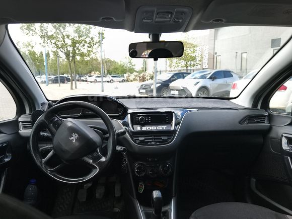 Sahibinden Peugeot 208 1.4 HDi Active 2012 Model