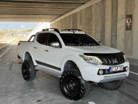 Galeriden Mitsubishi L 200 4x4 Blizzard 2017 Model Antalya