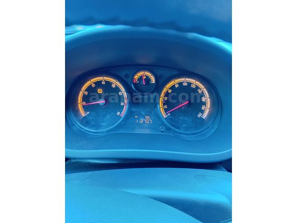 Sahibinden Opel Corsa 1.2 Twinport Essentia 2014 Model