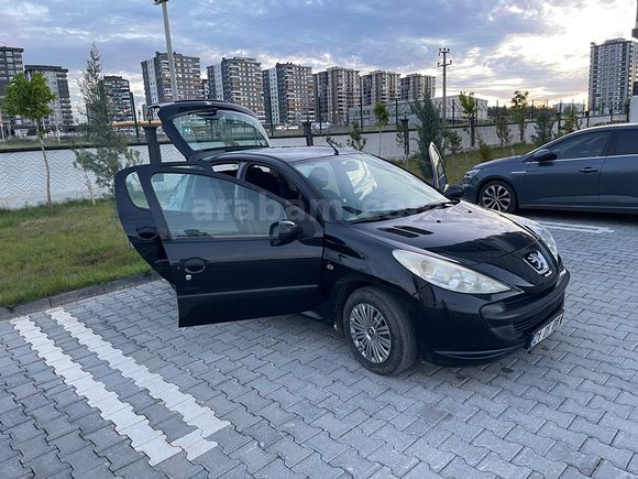 Sahibinden Peugeot 206+ 1.4 Comfort 2011 Model