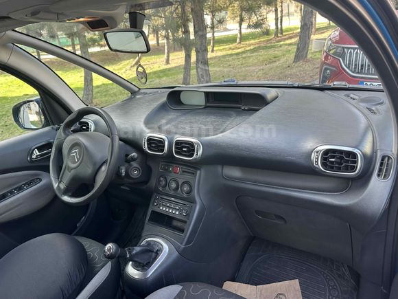 Sahibinden Citroen C3 Picasso 1.4 SX 2009 Model 