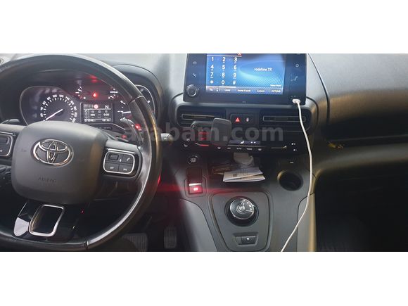 Sahibinden Toyota Proace City 1.5 D Passion X-Pack 2022 Model 