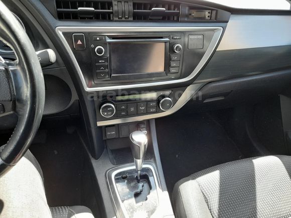 Sahibinden Toyota Auris 1.6 Active Skypack 2013 Model