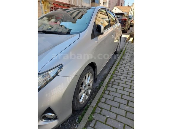 Sahibinden Toyota Auris 1.6 Active Skypack 2013 Model