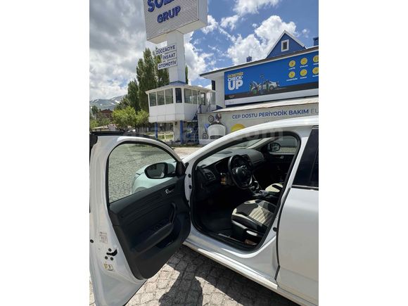 Sahibinden Renault Megane 1.3 TCe Joy 2021 Model 