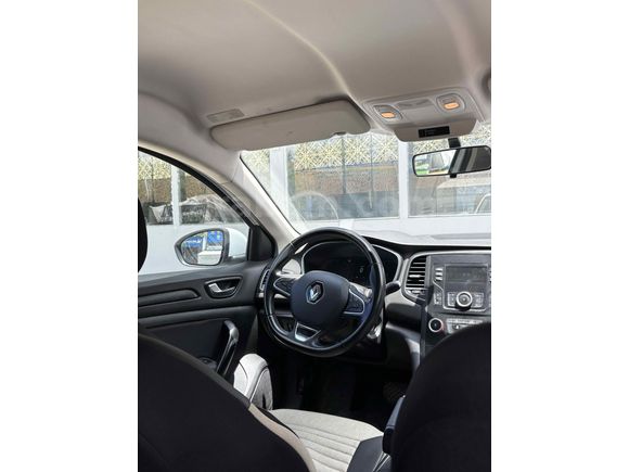 Sahibinden Renault Megane 1.3 TCe Joy 2021 Model 