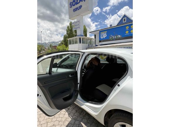 Sahibinden Renault Megane 1.3 TCe Joy 2021 Model 