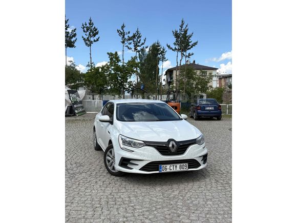 Sahibinden Renault Megane 1.3 TCe Joy 2021 Model 